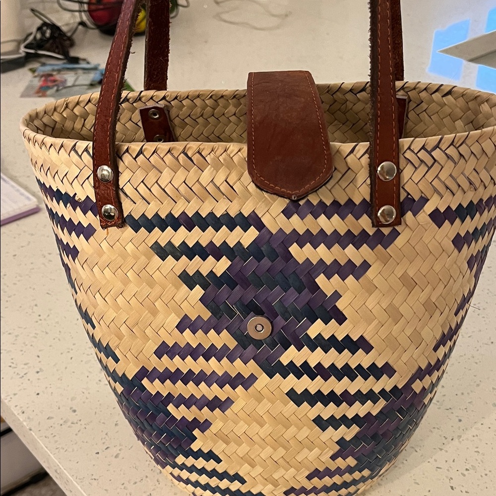 Woven straw Cream Tote Bag- upscale boutique purchase